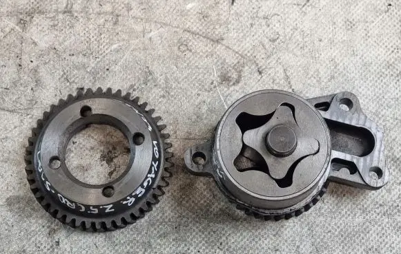 Chrysler Grand Voyager IV other engine part 2112F2102F