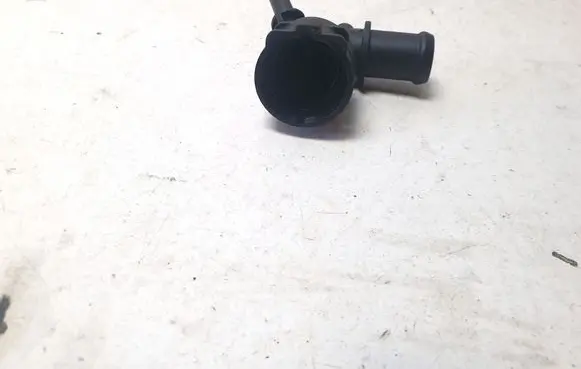Volkswagen PASSAT B8 Brake vacuum hose/pipe 5Q0122291E