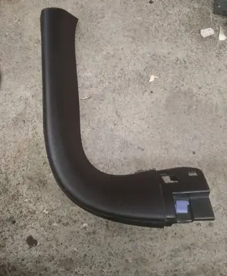 Renault Kadjar Loading door glass trim molding 909032493R 156088052
