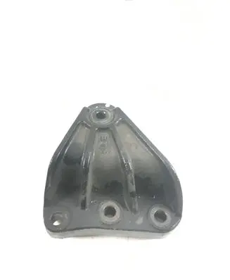 Hyundai Tucson TL Engine mounting bracket PJ6FCD450