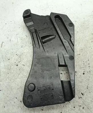 Volkswagen Touareg II Spare wheel section trim 7P0012112F