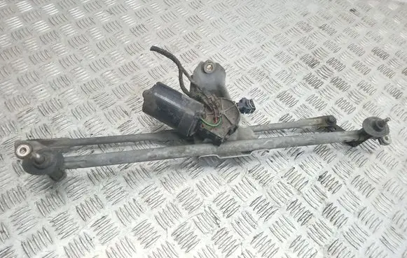 Volkswagen Golf III Front wiper linkage and motor