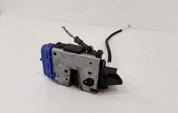 Audi A4 S4 B5 8D Rear door lock