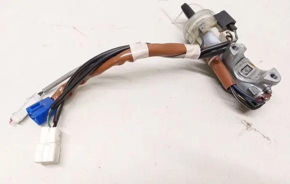 Subaru Impreza II Ignition lock