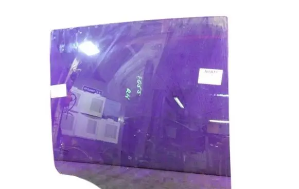 Renault Modus Front door window glass four-door