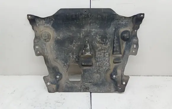Volvo S80 Engine splash shield/under tray AG9N6P013DB
