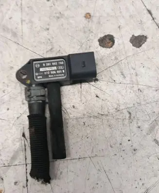 Audi A5 8T 8F Exhaust gas pressure sensor 07Z906051B 0281002760