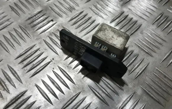 Mitsubishi Space Wagon Heater blower motor/fan resistor
