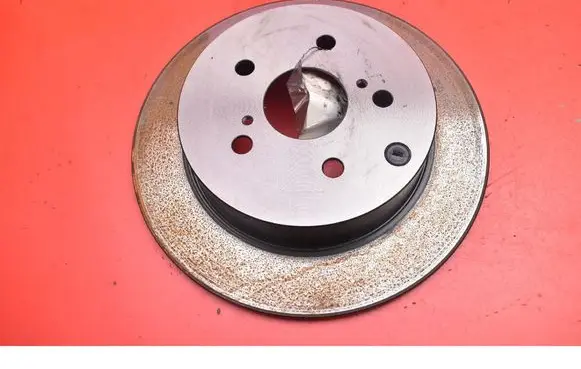 Toyota Avensis Verso Rear brake disc