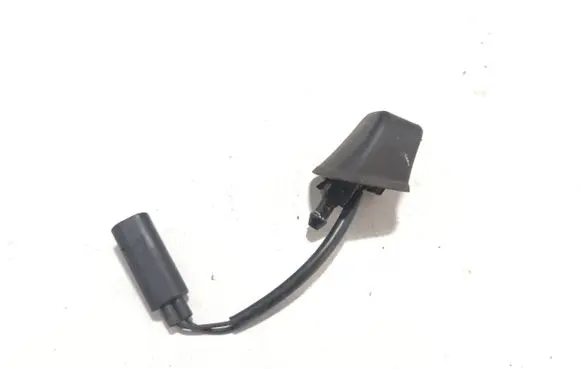 BMW 3 E90 E91 Windshield washer spray nozzle 8365385 1965162 1963658