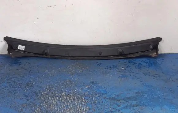 Wiper trim