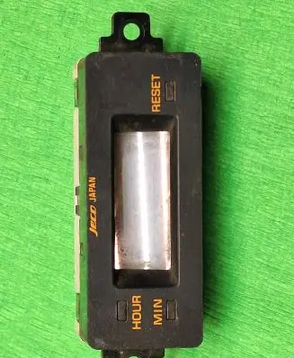 Mazda 323 F Screen/display/small screen 29028