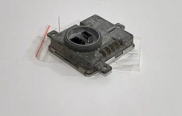 Audi Q5 SQ5 Voltage converter/converter module 8K0941597C