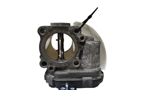 Volvo V40 Throttle valve 28098656