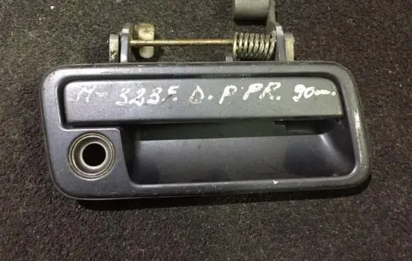 Mazda 323 F Front door exterior handle