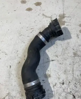 BMW 5 F10 F11 Engine coolant pipe/hose 8511928