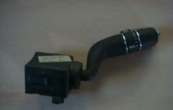 Jaguar XF X250 Wiper control stalk 8W8317A553BB