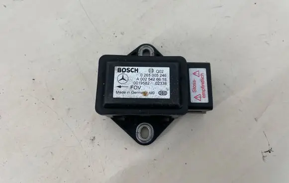 Mercedes-Benz E W211 ESP acceleration yaw rate sensor A0025426618 0265005426