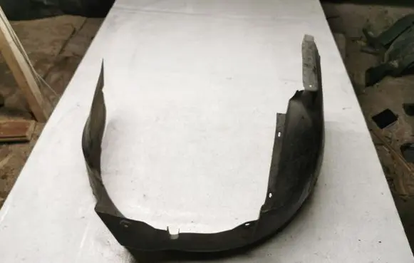 Audi A6 S6 C5 4B Front wheel arch liner splash guards 4B0821172C