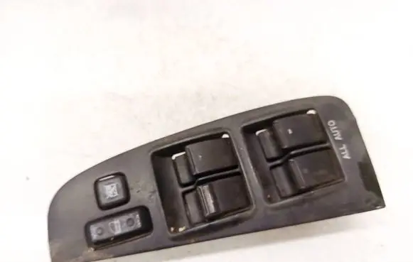 Toyota Avensis T250 Electric window control switch 54356022A