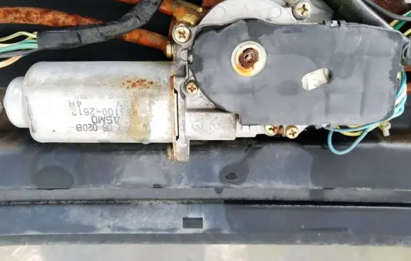 Mazda Xedos 6 Sunroof motor/actuator t7208020b 833100-2612