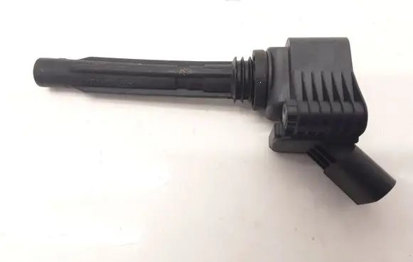 Audi Q3 8U High voltage ignition coil 06J905110 06J905110D