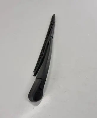 Citroen C4 Grand Picasso Rear wiper blade arm