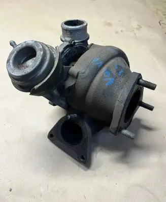 Volvo V70 Turbo 8689592 7231674 GT2052V