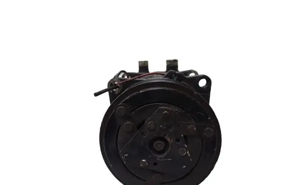 Mercedes-Benz Sprinter W906 Air conditioning (A/C) compressor (pump) 03930013