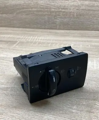 Ford Focus Light switch 4M5T13A024EA