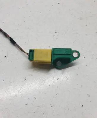 Audi Q7 4L Airbag deployment crash/impact sensor 1K0909606C 8K0973323S