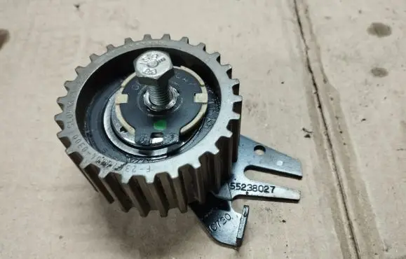 Jeep Renegade Timing belt/chain tensioner 55238027