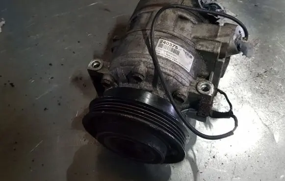 Audi A4 S4 B5 8D Air conditioning (A/C) compressor (pump)