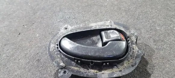 Peugeot 406 Front door interior handle 93118500