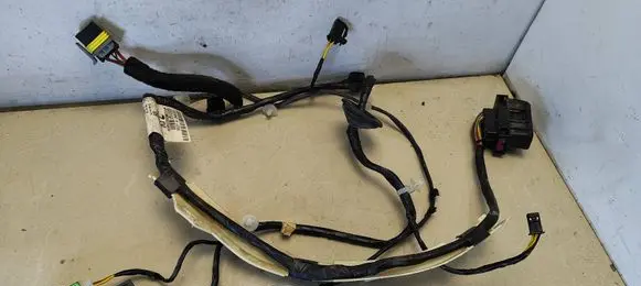 Opel Astra H Front door wiring loom 13208887 20080300