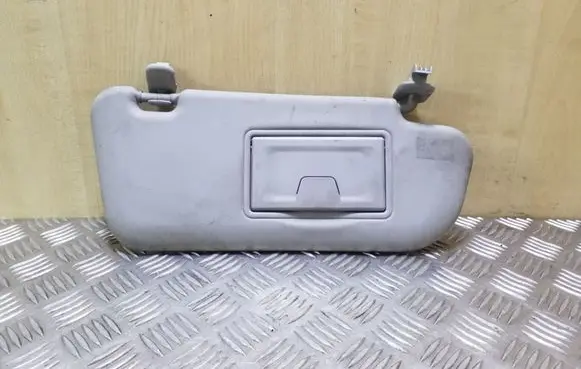 Mazda 3 I Sun visor
