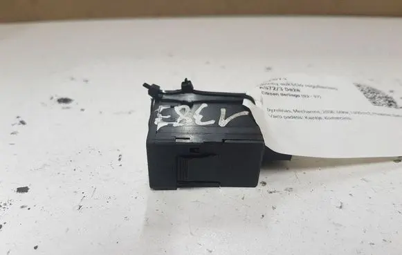 Citroen Berlingo Headlight level height control switch 96384422XT
