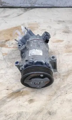 Peugeot 208 Air conditioning (A/C) compressor (pump) 9827874380