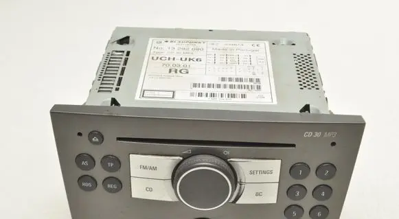 Opel Meriva A Radio/CD/DVD/GPS head unit 13292090