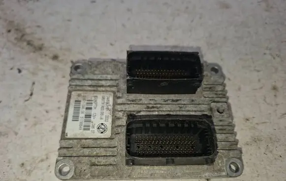 Fiat Grande Punto Engine control unit/module 51798649 IAW5SE3W1 6160109808