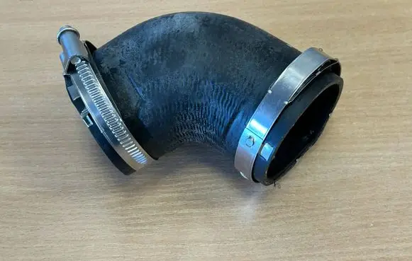 Volkswagen Crafter Intercooler hose/pipe 04L145822H 04L145822M