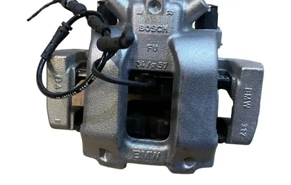 BMW 2 F22 F23 Front brake caliper 6857687 34116857687