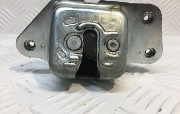 Jeep Patriot Tailgate/trunk/boot lock/catch/latch 0757C