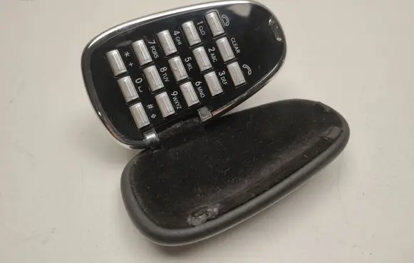 Mercedes-Benz CL C216 Phone keyboard A2218230050