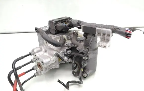 Toyota Yaris ABS Pump 4727047030 1803023353 18127