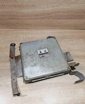 Nissan X-Trail T30 Engine control unit/module ECU 237102J610 407913111