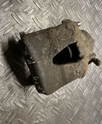 Volkswagen Golf V Front brake caliper