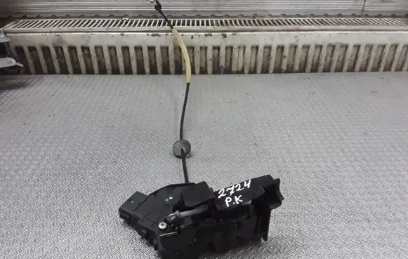 Ford Focus C-MAX Front door lock