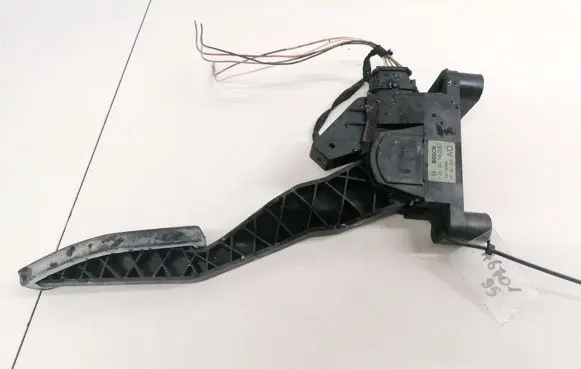 Opel Zafira A Accelerator throttle pedal 90581208 90581208AQ
