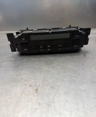 Volkswagen Transporter - Caravelle T5 Climate control unit